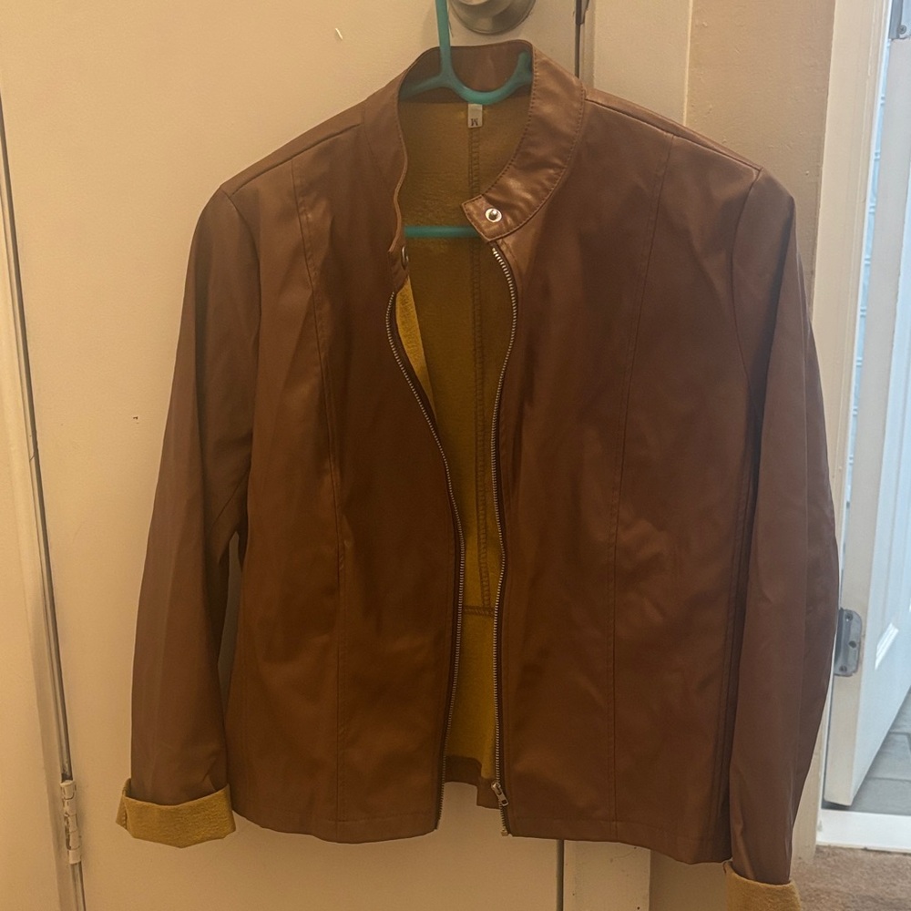 Women’s brown leather jacket